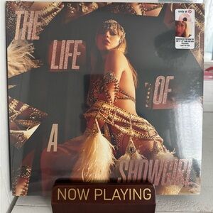 Life of a Show Girl The Crowd is Your King Edition Preorder Pink (IN HAND)